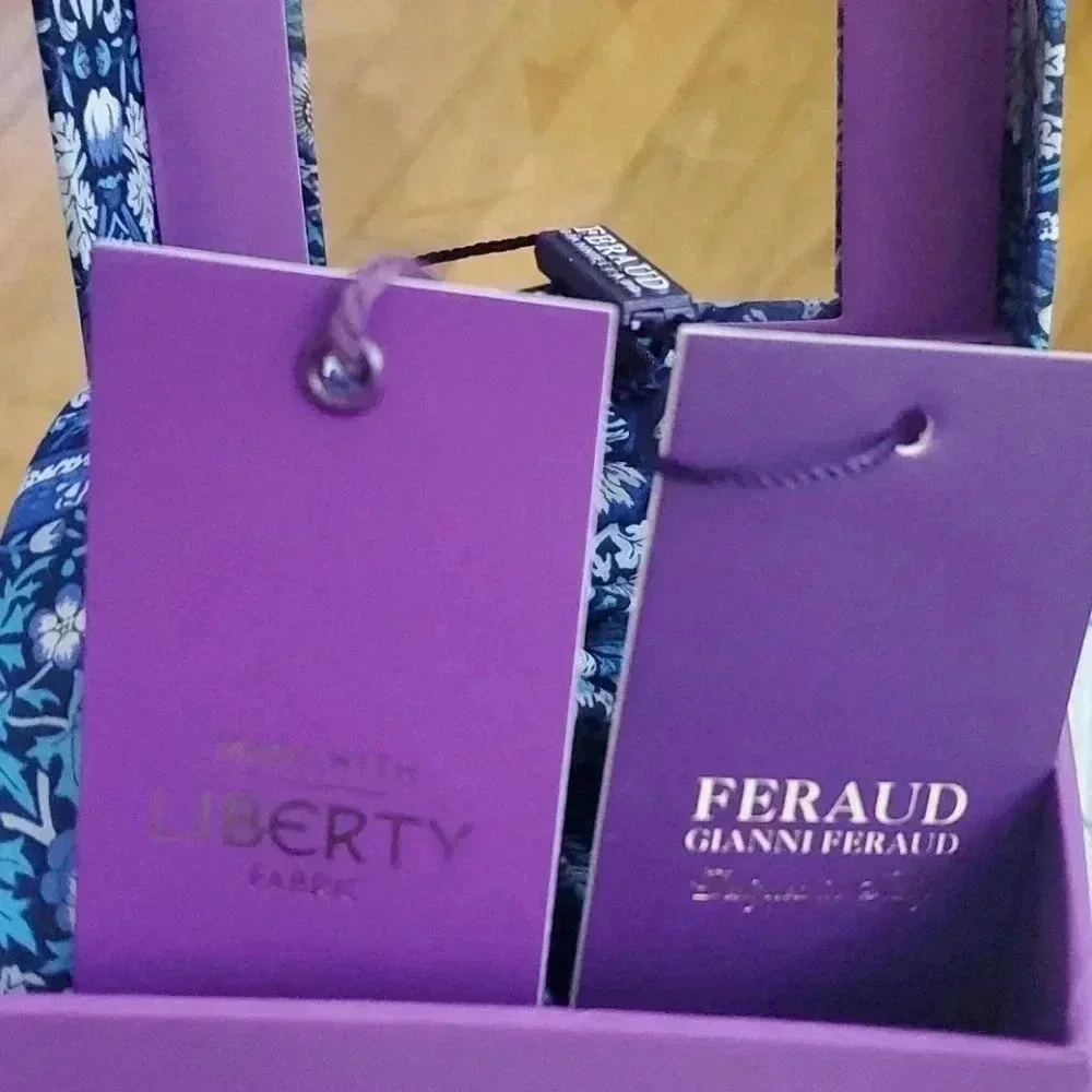 GIANNI FERAUD TIE WITH MATCHING GIFT BOX